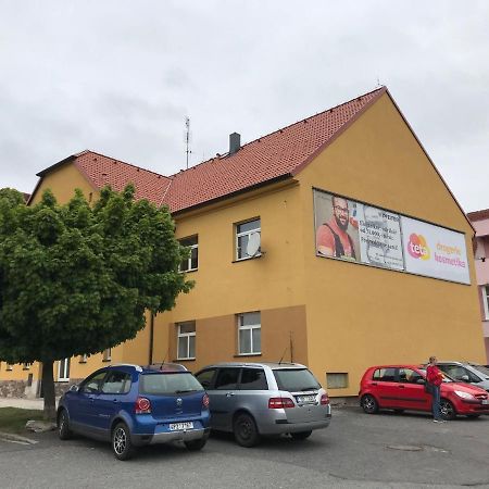 Hostel Rk Horazdovice Luaran gambar